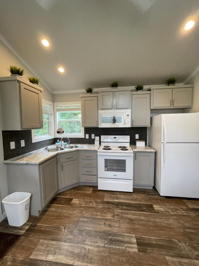 Charming Tiny Home! Close To Oxford, Sardis Lake, Safari Animal Zoo Εξωτερικό φωτογραφία